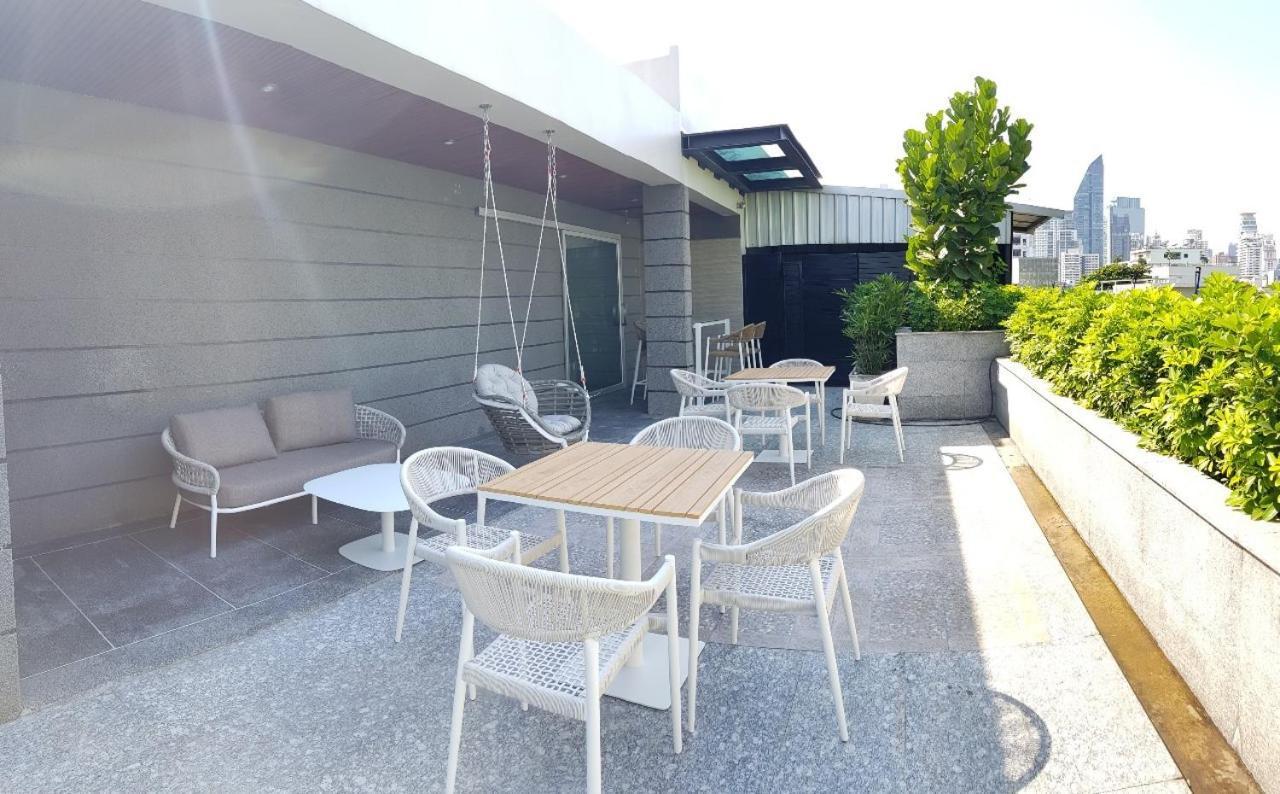 Vivi Avenue Thonglor Apartment Bangkok Exterior photo