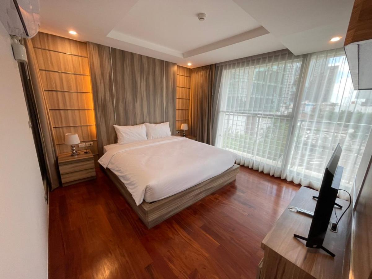 Vivi Avenue Thonglor Apartment Bangkok Exterior photo