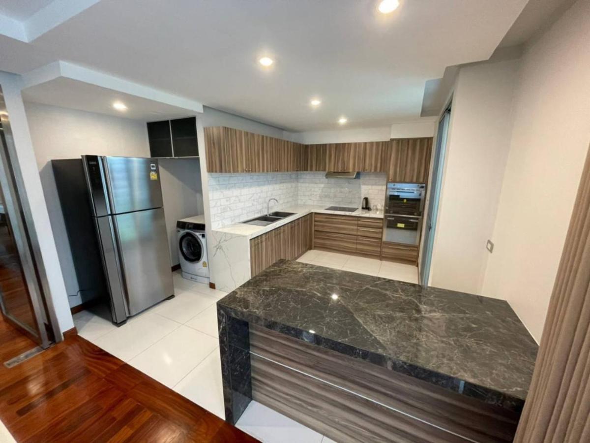 Vivi Avenue Thonglor Apartment Bangkok Exterior photo