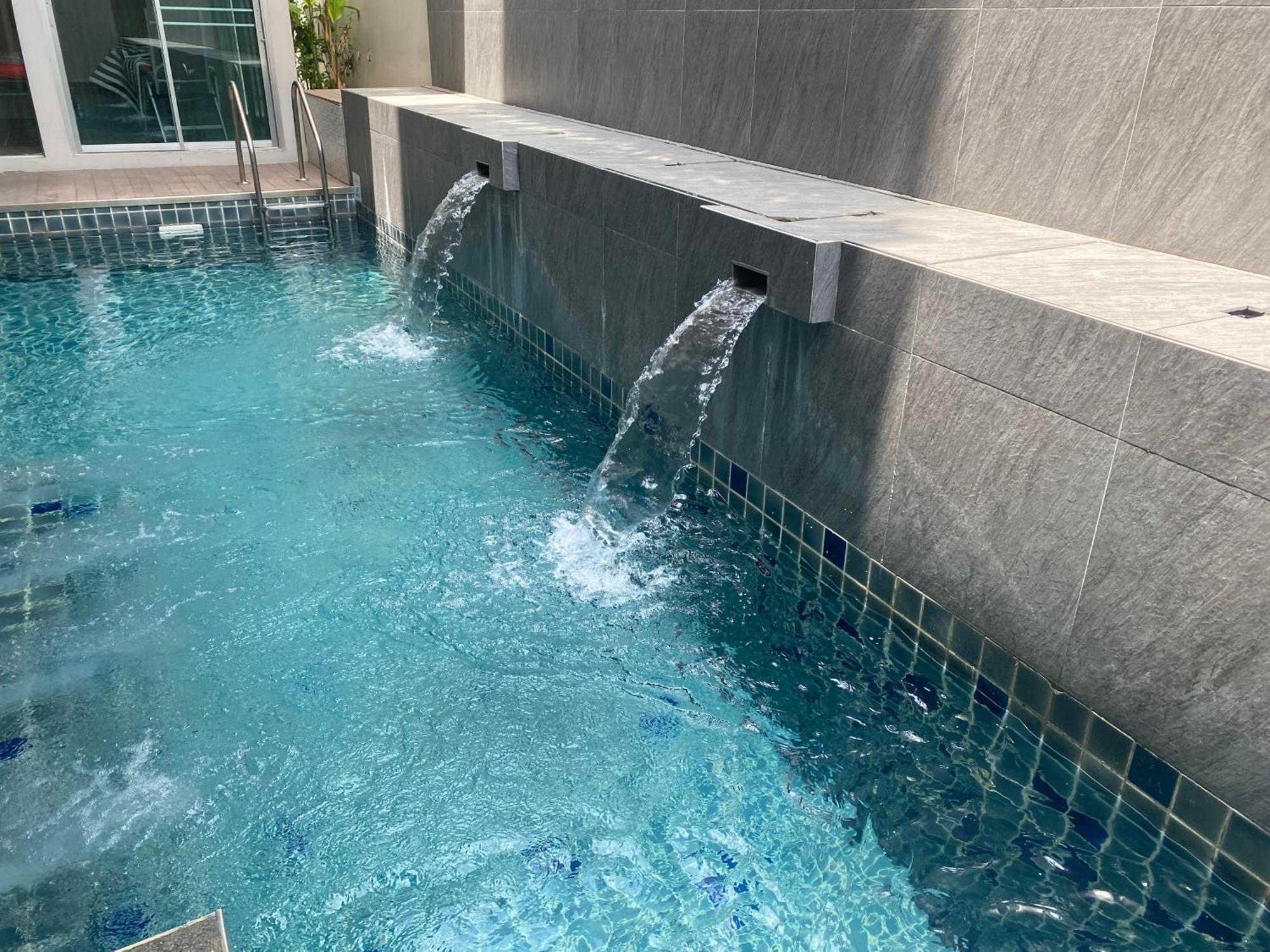 Vivi Avenue Thonglor Apartment Bangkok Exterior photo